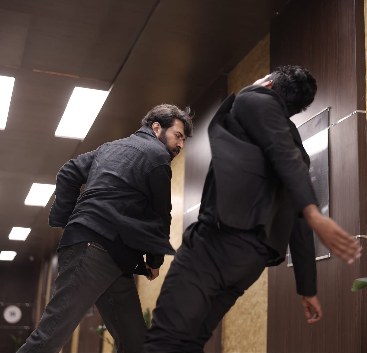 _Mr_GK369's tweet image. #Patriot 500+ Screens in Kerala.. 😍🔥

Planning almost all the Screens in kerala Mostly.. 👌

FD എത്ര പോകും എന്നാണ് കരുതുന്നത്?!

#Mammootty #MaheshNarayanan