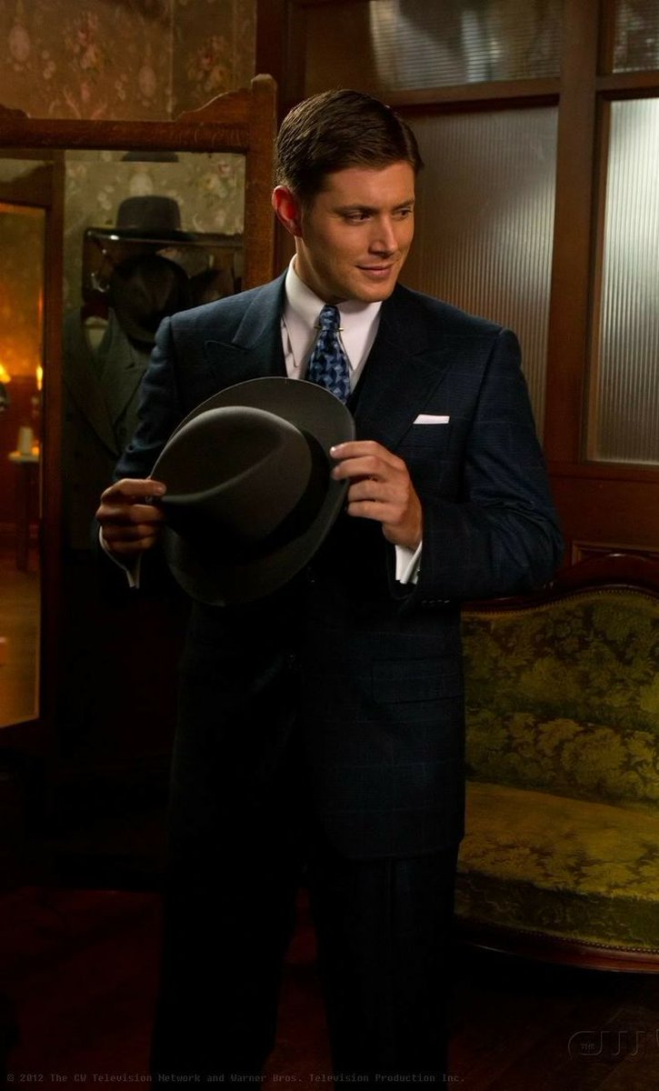 MakinMeAMemory's tweet image. Shouting out on #MCM to this handsome Hunk-o-mine.
@neutralvengence what started out as innocent drinks has turned into something so much more. Something to kill for. 😏 
You never fail to keep me grounded when I'm ready to turn into a category 5. 
Xoxo 🖤 It's Always you.