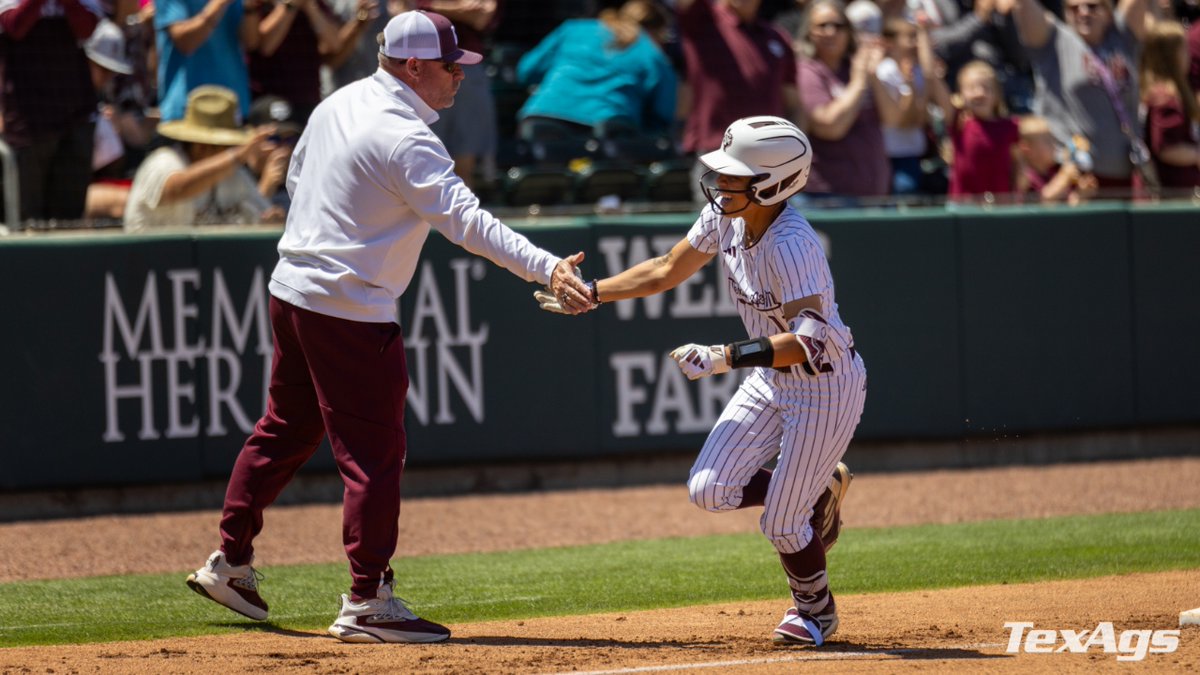 Against Mississippi State, Paislie Allen went 5-for-7 with two homers 👏

Prior to this weekend's series, Allen had just one hit in the last five games. Great to see the Aggie outfielder find her groove 🫡