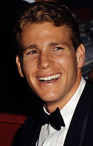 iShowTunes's tweet image. Birthday Remembrance ~ #RyanONeal (1941-2023)

"I'm as moody and complex and private as anybody I ever knew. . .  I am flippant. That's one of my charms." - Ryan O'Neal
#WhatsUpDoc #TheMainEvent #LoveStory #PaperMoon #PeytonPlace
