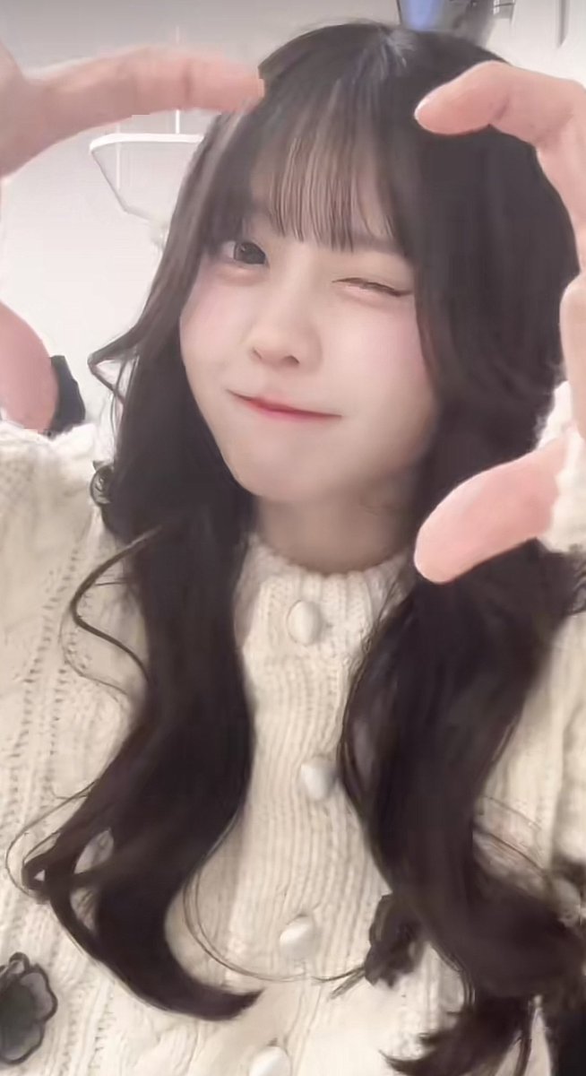 あすにゃ tweet media