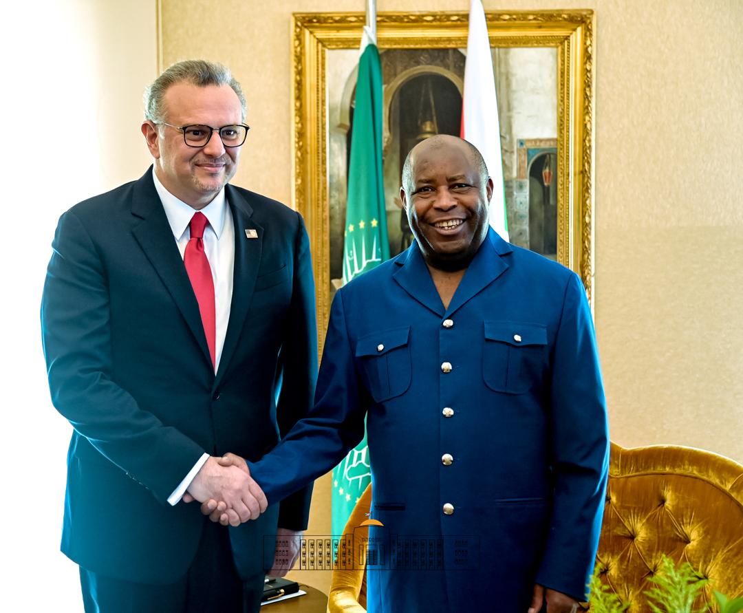 NtareHouse's tweet image. SE @GeneralNeva a reçu en audience, en #Türkiye, M. Massad Boulos, Conseiller principal de @POTUS chargé des Affaires arabes et africaines. Ils se sont entretenus sur les questions concernant les secteurs économiques dans lesquels intervient ou entend intervenir l'Etat américain