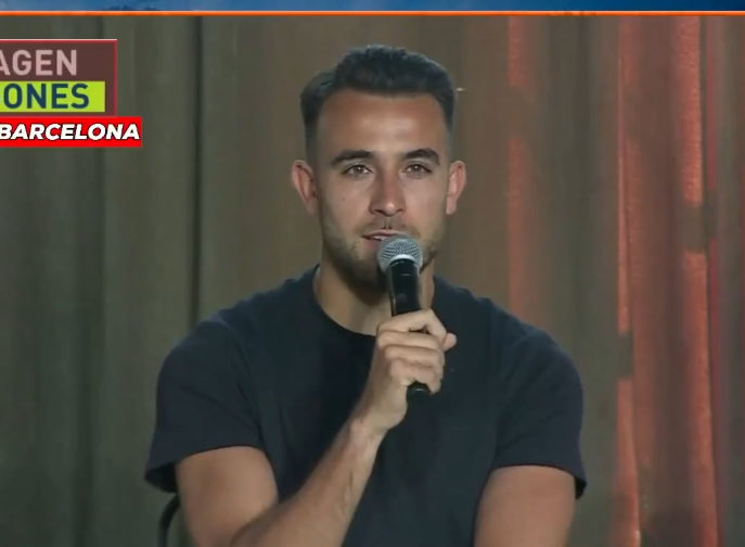 FCB World tweet media