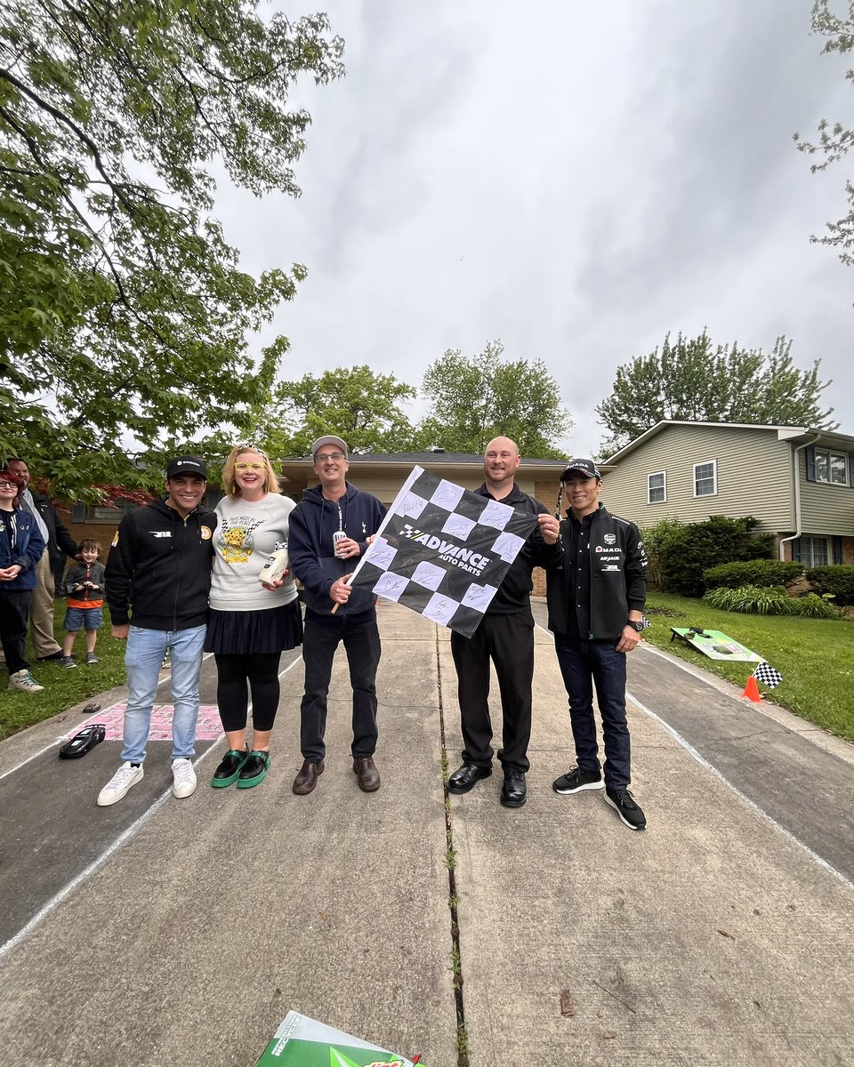 IMS's tweet image. Porching season has arrived! 🥳 🏡

Think  your home has the best #Indy500 decorations? Enter this year's porching contest for your chance to be one of our 2026 winning homes that will receive special accolades, gifts, surprises and more!

🔗 &amp;gt;&amp;gt;&amp;gt; IMS.com/Porching