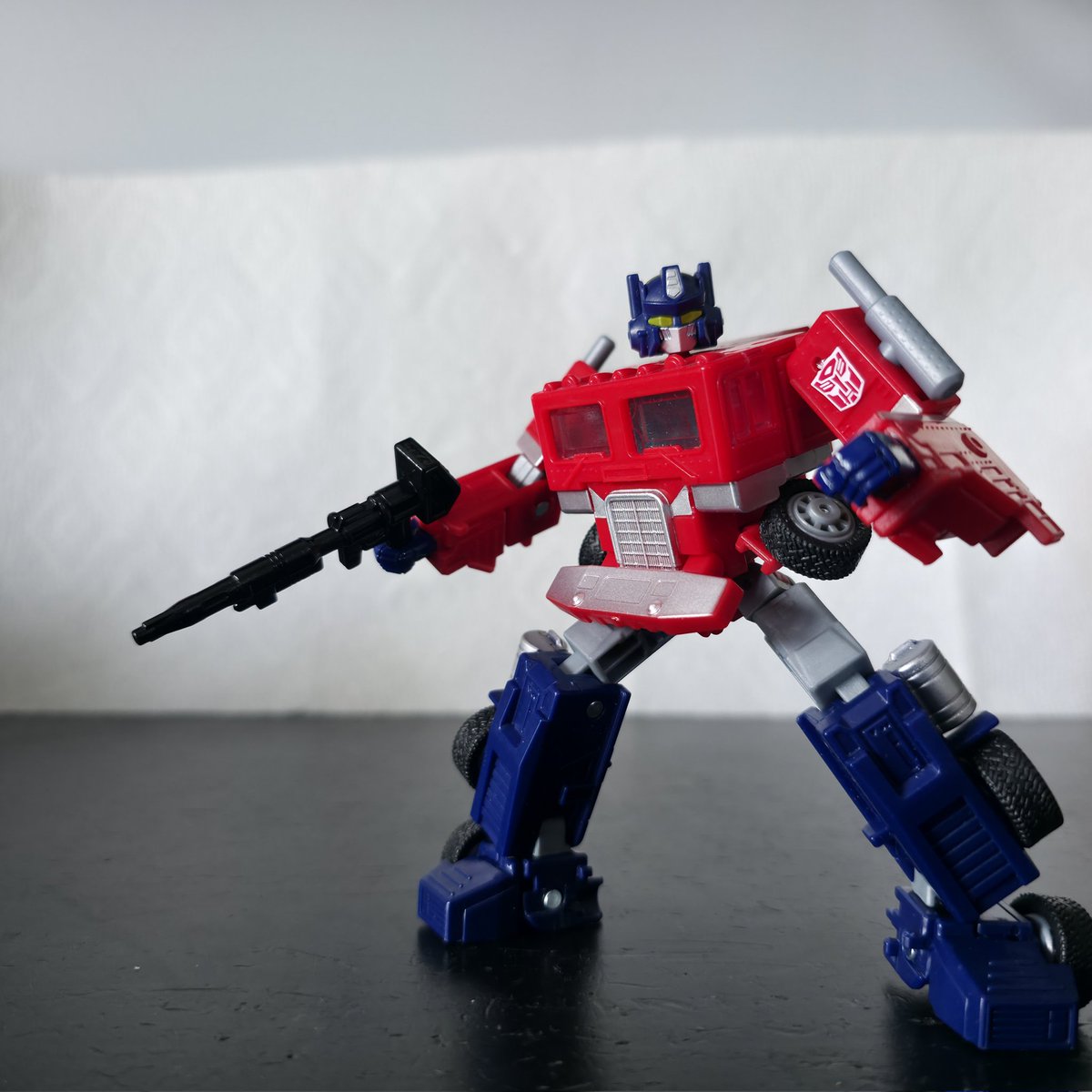 Logans TFs tweet media