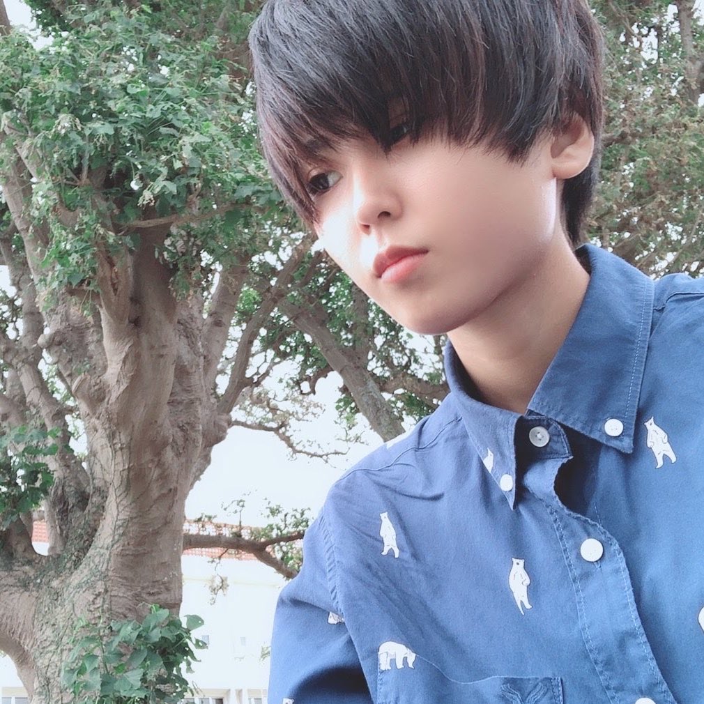 あずま しう tweet media