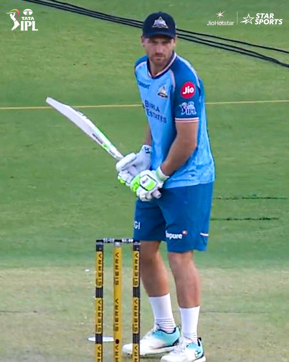 StarSportsIndia's tweet image. Preparations hitting top gear in Ahmedabad! 🔥

#GT &amp;amp; #MI are locked in and ready for a high-stakes showdown 👊

#TATAIPL 2026 | #GTvMI | LIVE NOW 👉 hotstar.onelink.me/UsKp/arj3zg9p