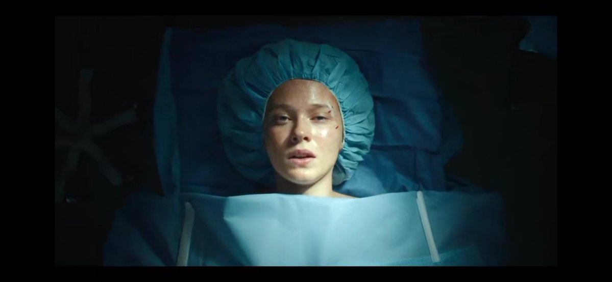 anxietyAD's tweet image. #BEEF s2 #4 

Should’ve tweeted this earlier cause I’m already watching the 5th episode rn … 

Chaotic episode, I felt so sad for Ashley after her surgery but damn she’s doing a bit too much now… one, with the Eunice thing and then going over to Josh’s and Lindsay’s place?? 😭