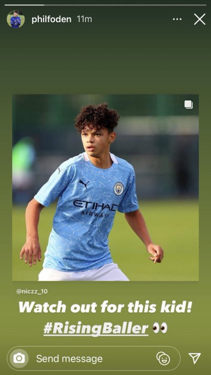 𝐄𝐑 tweet media