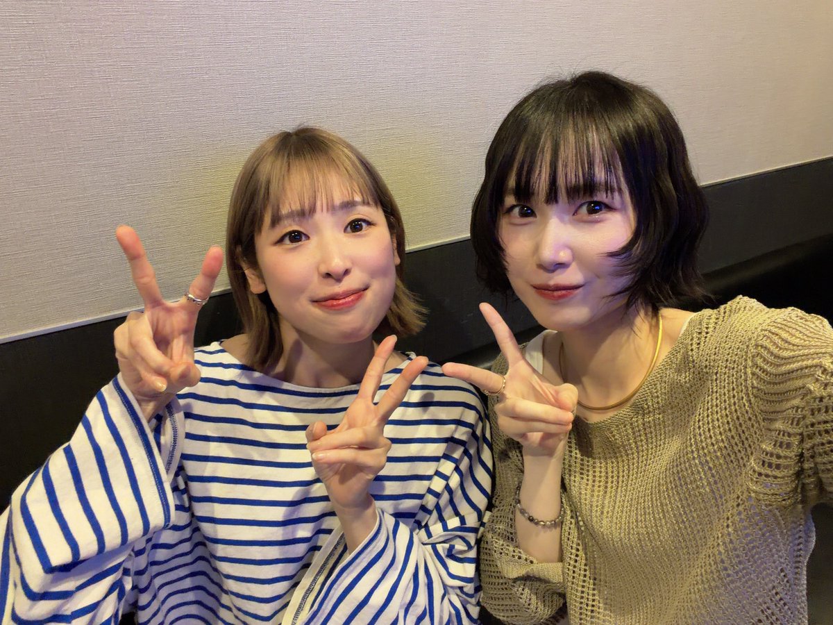 msgn323's tweet photo. はるちゃんday❤︎
歌のおねえさんに私が歌える曲探しを
手伝ってもらいました🥹
合格！って言ってもらえた曲はすぐにメモ📄

そして〜
空を飛んでみたい2人による
初デュエット🎤
｢ホール・ニュー・ワールド｣
インスタに載せました🕌🌕
私緊張してるので温かい目で見てね…
https://t.co/2o0rpZ7s17 https://t.co/JzCaJp07CC