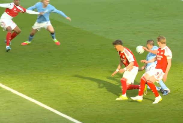 Elam Ngqangashe tweet media