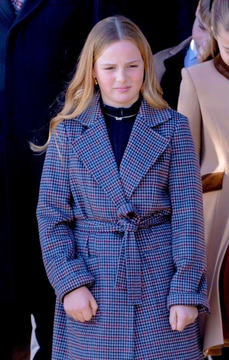 royalchildren_'s tweet image. Mia Tindall attends the Christmas Morning Service, at St Mary Magdalene's Church in King's Lynn, England 🎄-December 25th 2025.
.
📷 : Mark Cuthbert/@GettyImages
.
#MiaTindall #England