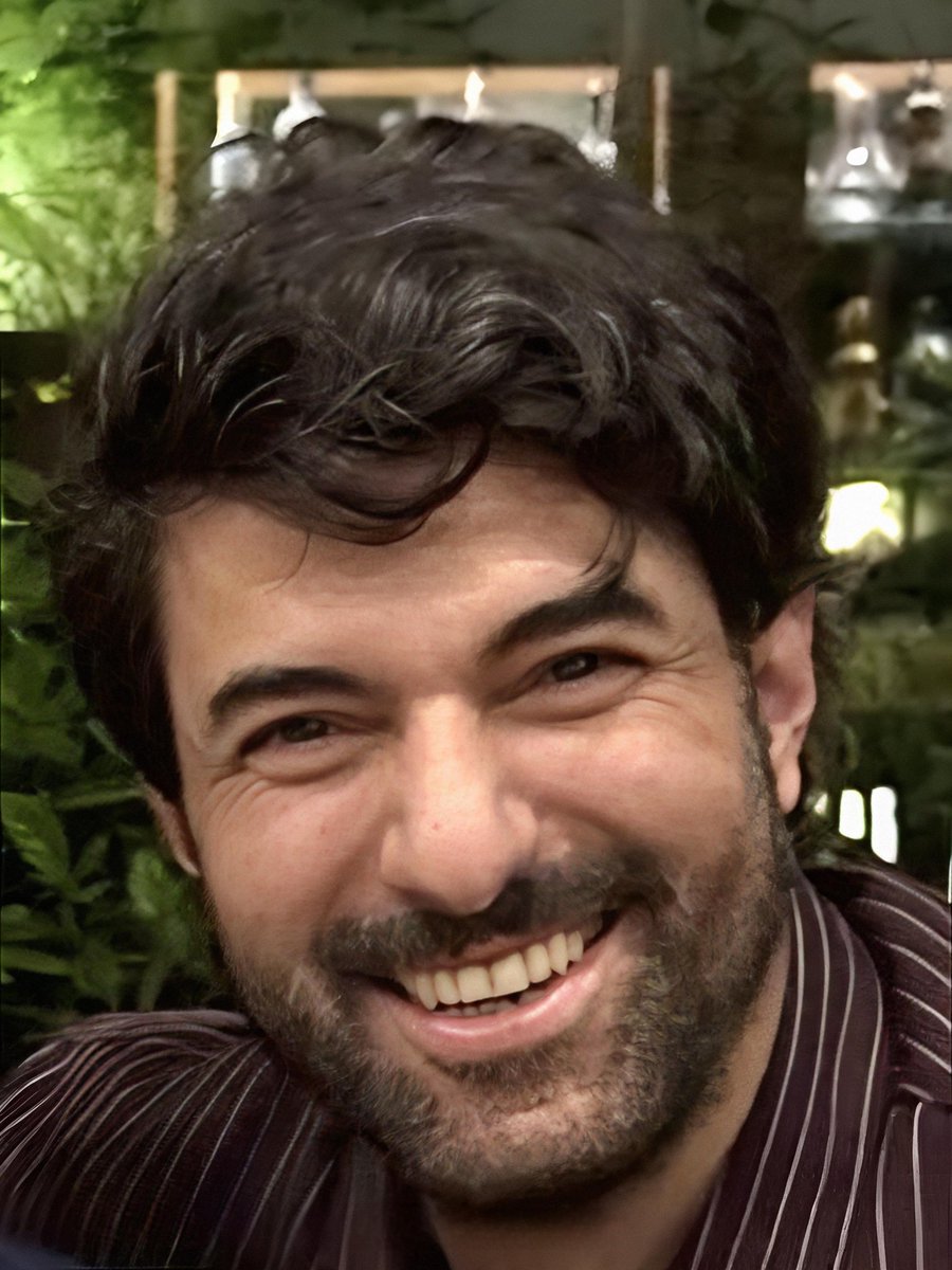 Simona13🇮🇹💙EnginAkyürek💙 tweet media