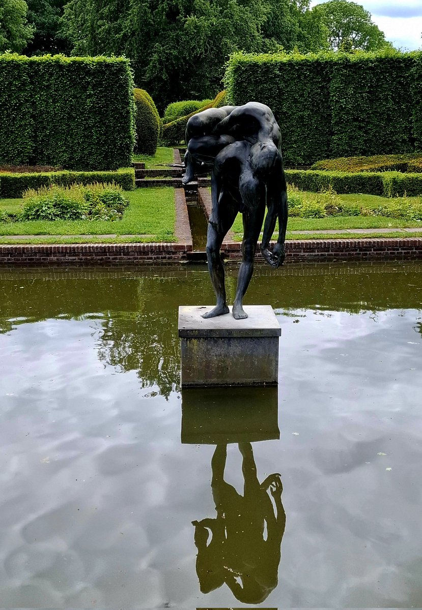 Kajee45Kajee's tweet photo. #camer_A_pril
#dag20
#spiegeling #refection
@jolandabrwr https://t.co/KBP2CaJeHH