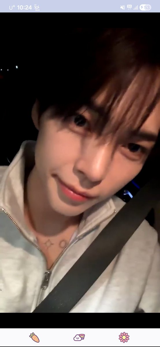 freeday0831's tweet photo. 언제나 다정하게 곁에 있어주어 감사해~~ ❤️ 
언제나 네편이야~~ 알쥐? 한빈  짱 💕 💜 💏 💙 💚 😍 💕 💜 https://t.co/WtpoieYI3I