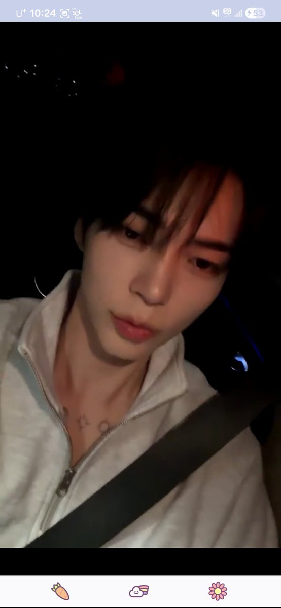freeday0831's tweet photo. 언제나 다정하게 곁에 있어주어 감사해~~ ❤️ 
언제나 네편이야~~ 알쥐? 한빈  짱 💕 💜 💏 💙 💚 😍 💕 💜 https://t.co/WtpoieYI3I