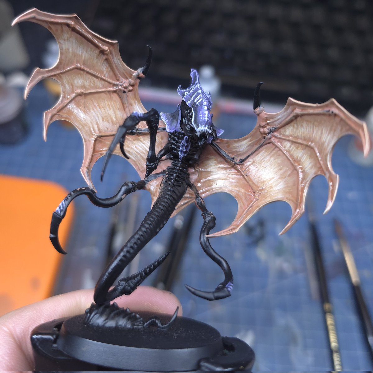 Farbencio's tweet image. Buenas tardes!!! A las 17.30h os espero en un nuevo directo para seguir con el Mortrex,  enseñaros lo que me acaba de llegar de @AMMOMIG y algunas cositas mas! Os espero!!!
twitch.tv/farben7 
#twitch #warhammercommunity #tyranids #stream @streamlootsES @streamr_es