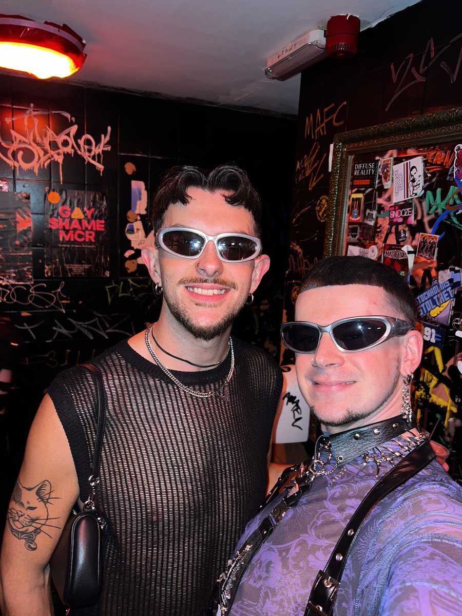 𝔻𝕖𝕔𝕝𝕒𝕟 tweet media