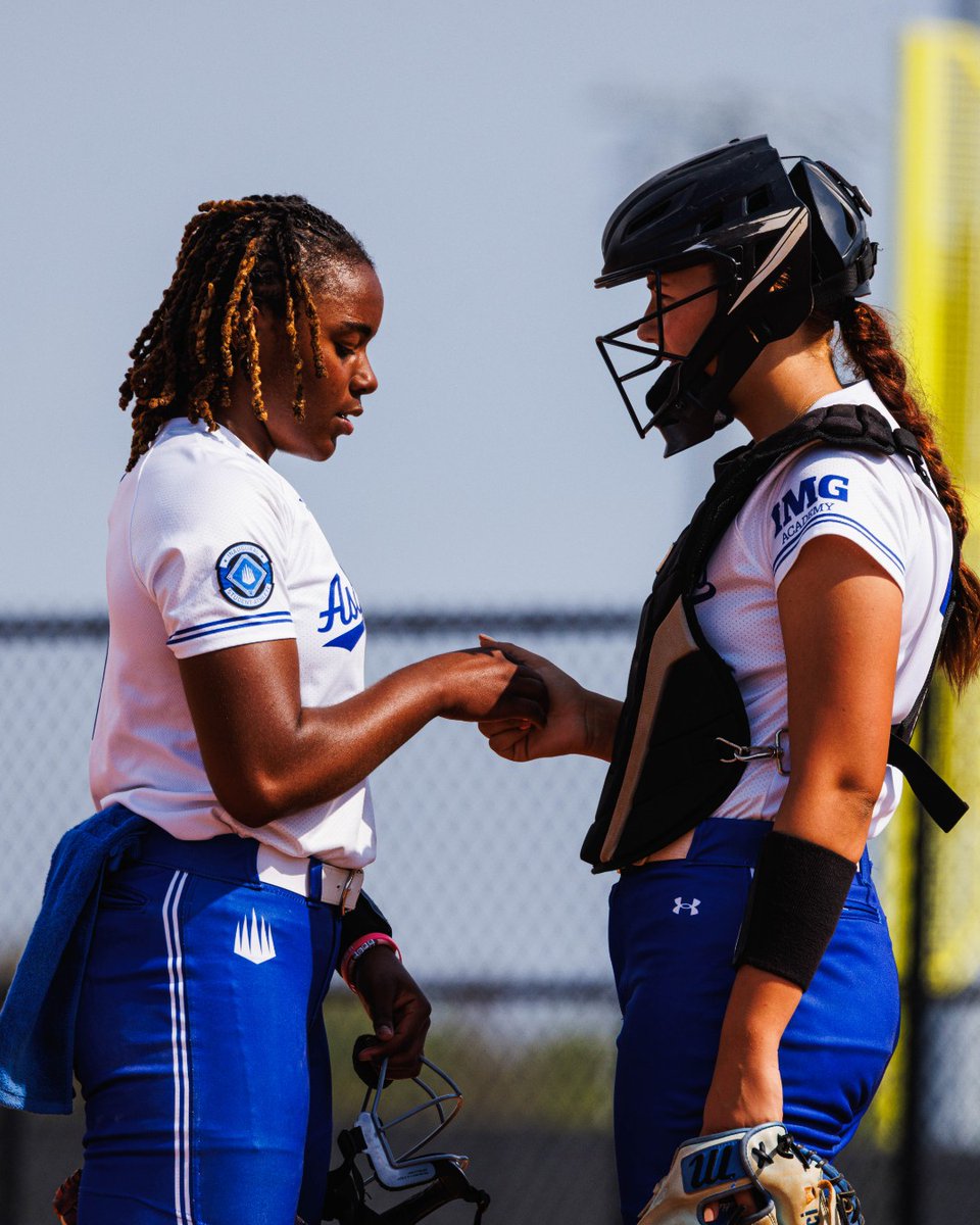 IMG Academy Softball tweet media