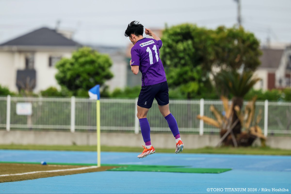 toho_titanium's tweet photo. 【Match Photo】

photo by @riku_h_photo 

2026年度関東サッカーリーグ1部第3節

4月19日（日）16：00 KO

 東邦チタニウム 4（1-0）0 流通経済大学ドラゴンズ

別ショットはInstagramへ
https://t.co/ScK6k9UrgA https://t.co/Qr8iEEsLNE
