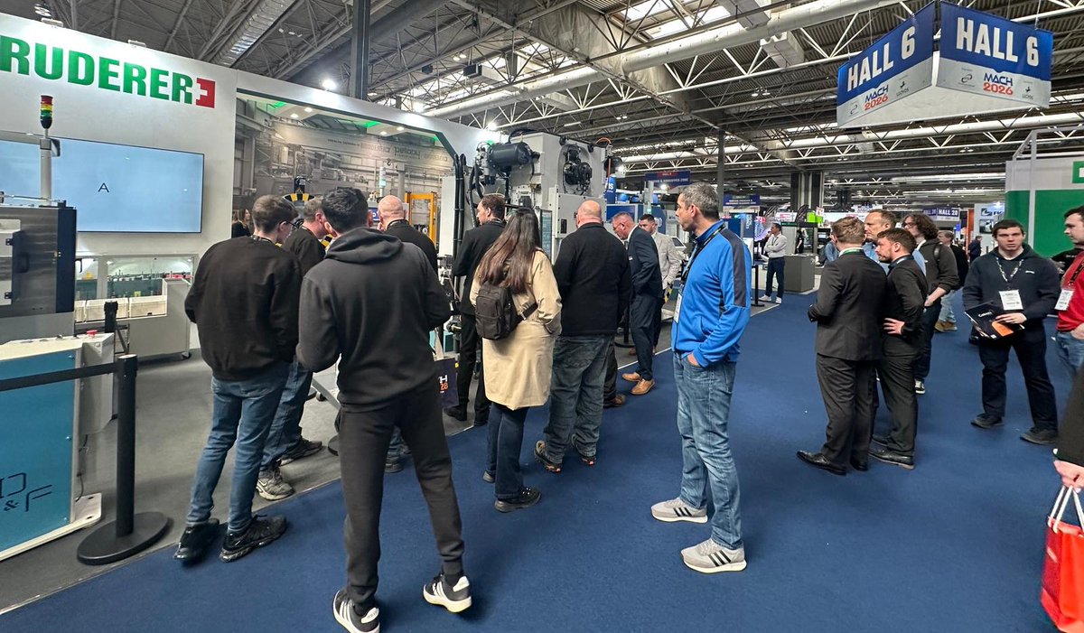 BrudererUK's tweet image. Busy start to day one at #MACH2026! Strong interest in our UK‑exclusive launch of the BSTA 280‑88 press with the new BSV170 feeder &amp;amp; B3 control. 📍NEC Birmingham, Stand 6-479 | 📅20–24 Apr 
Free tickets zurl.co/iccvr 

#mach2026 #ukmfg #bruderer #engineeringexcellence