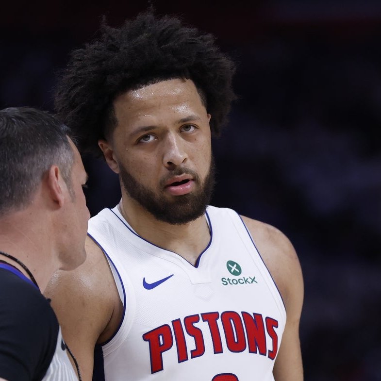 ClutchPoints's tweet image. Did you know...

The Magic are the first 8th seed to NEVER trail at any point in the game in its playoff opener 😮

Orlando is up 1-0 in their series vs. the 1-seed Pistons.