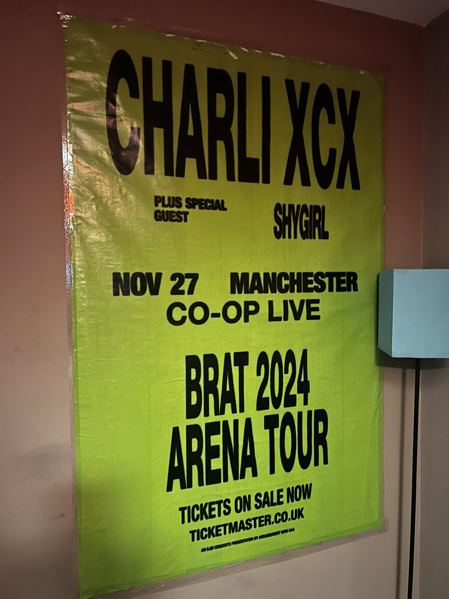 𝔻𝕖𝕔𝕝𝕒𝕟 tweet media