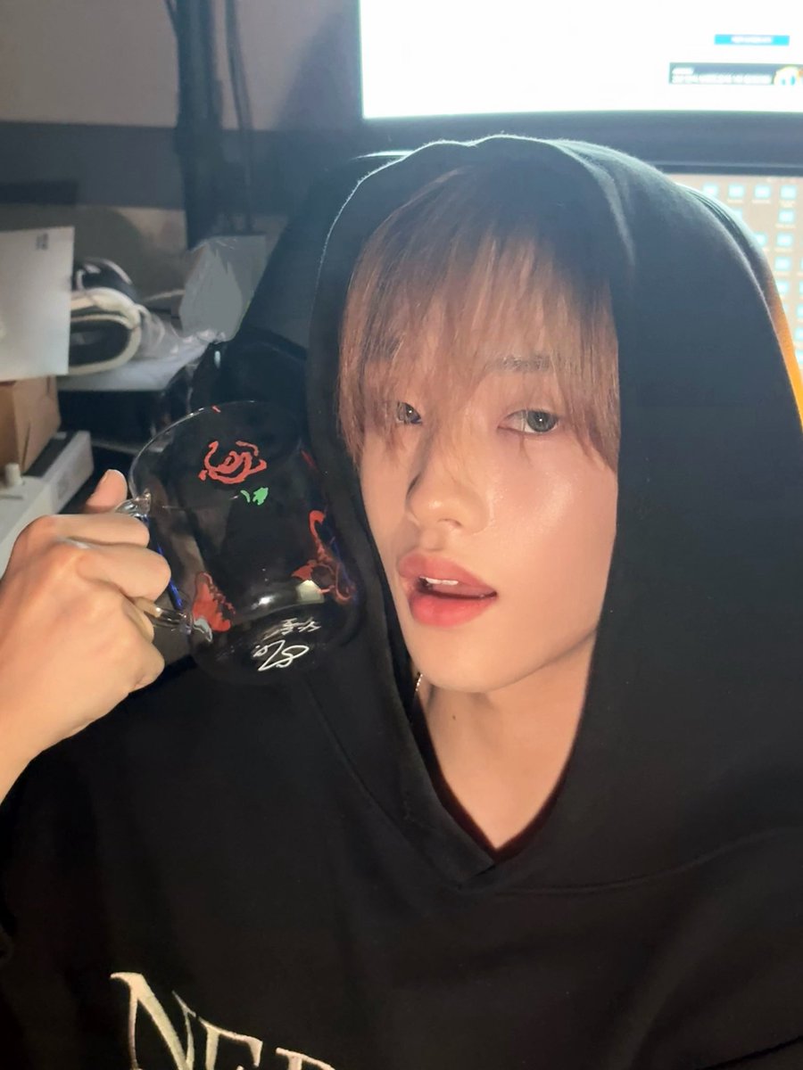 AM8IC_MEMBER tweet media