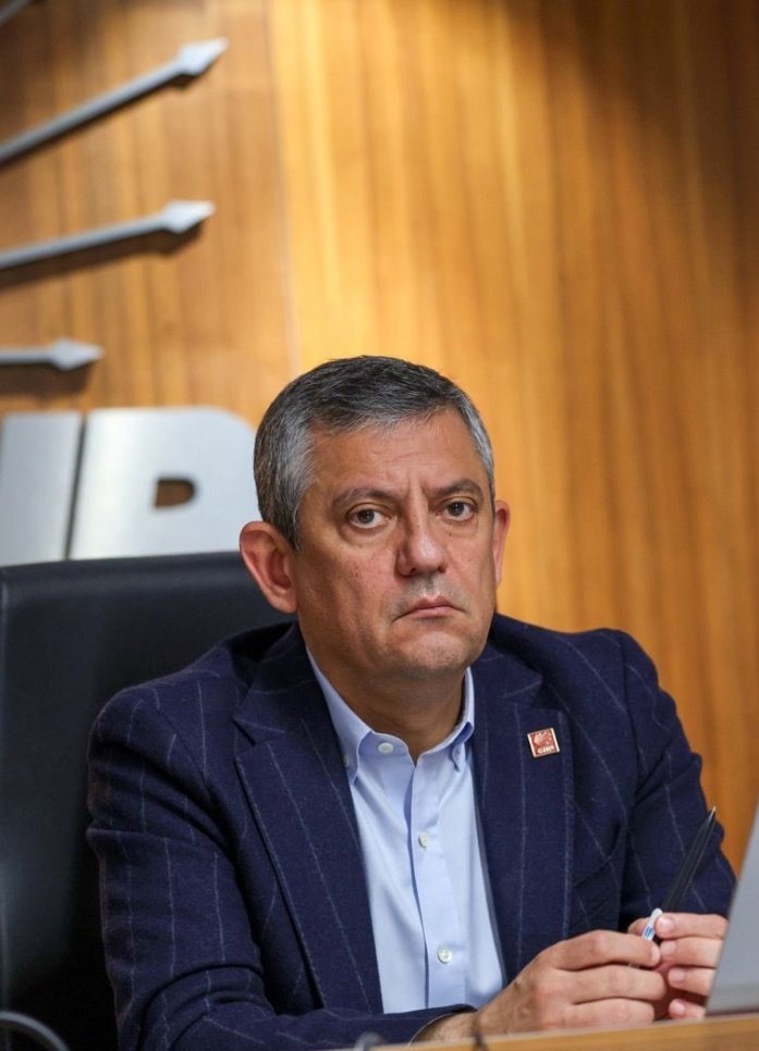 KELEBEK ETKİSİ 🦋 tweet media