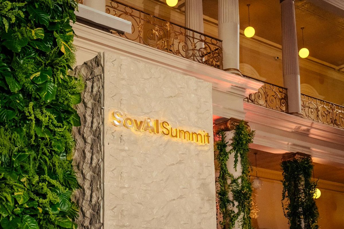 Stacy Herbert 🇸🇻🚀 tweet media