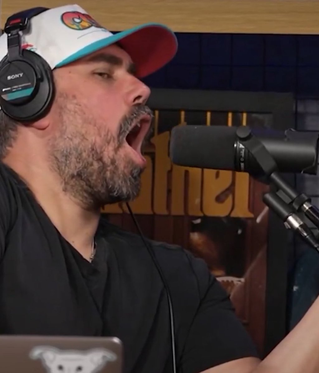TheColinCowfart's tweet photo. @BarstoolBigCat @nickysmokess https://t.co/VQx6Q6NbeP