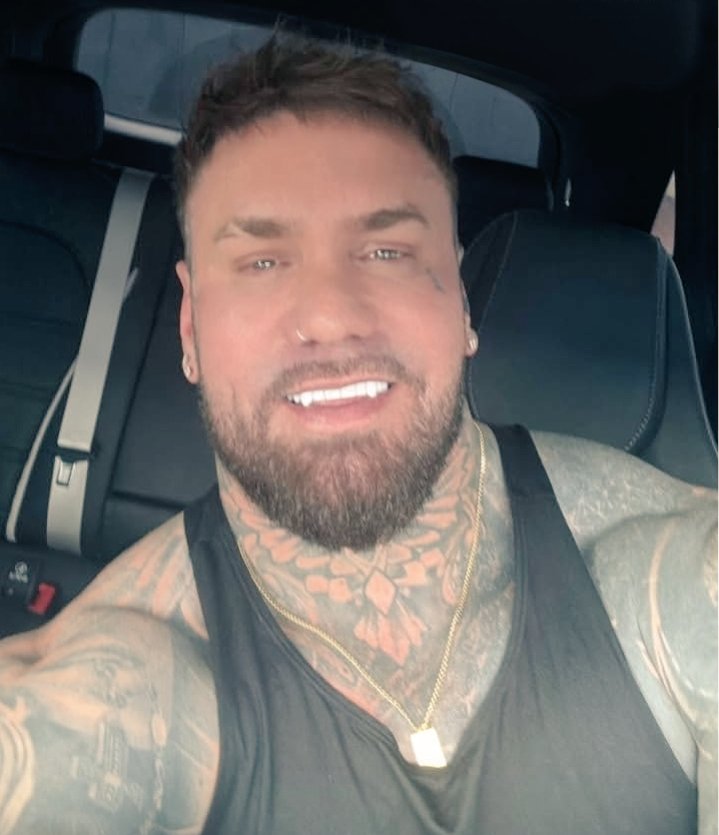 Hurst BennY tweet media