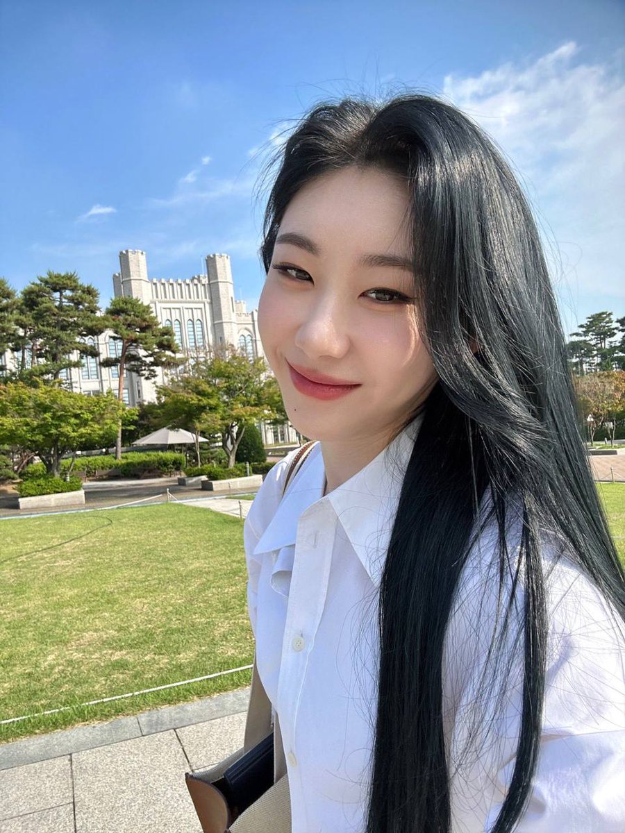 𝐕amթ𝕚𝐫ēs ᗢུ· tweet media