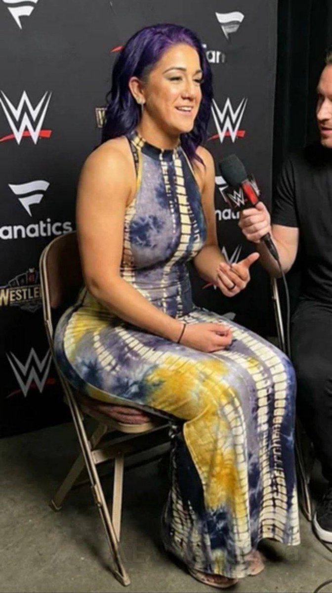 BBL Bayley tweet media