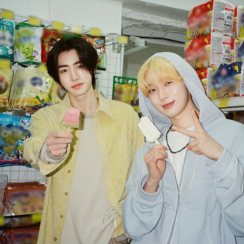 LUCKY 떠누렁이🍑 tweet media