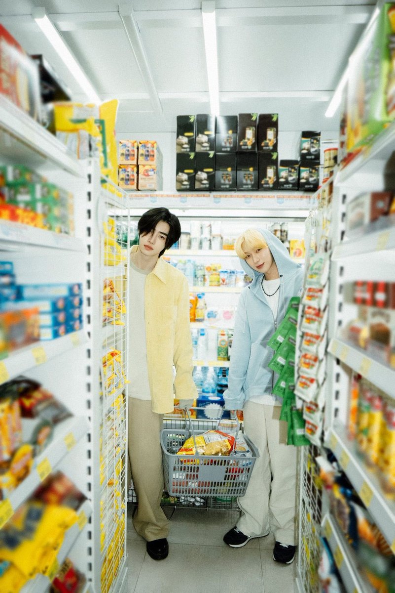 LUCKY 떠누렁이🍑 tweet media