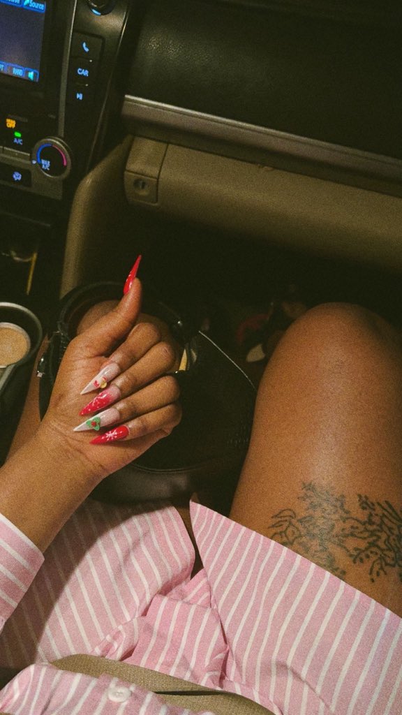 Arike Atarodo 💅 (@goodgirljare) on Twitter photo 