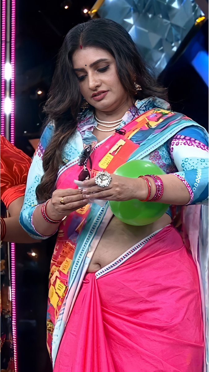 ACTRESSHOLIC tweet media