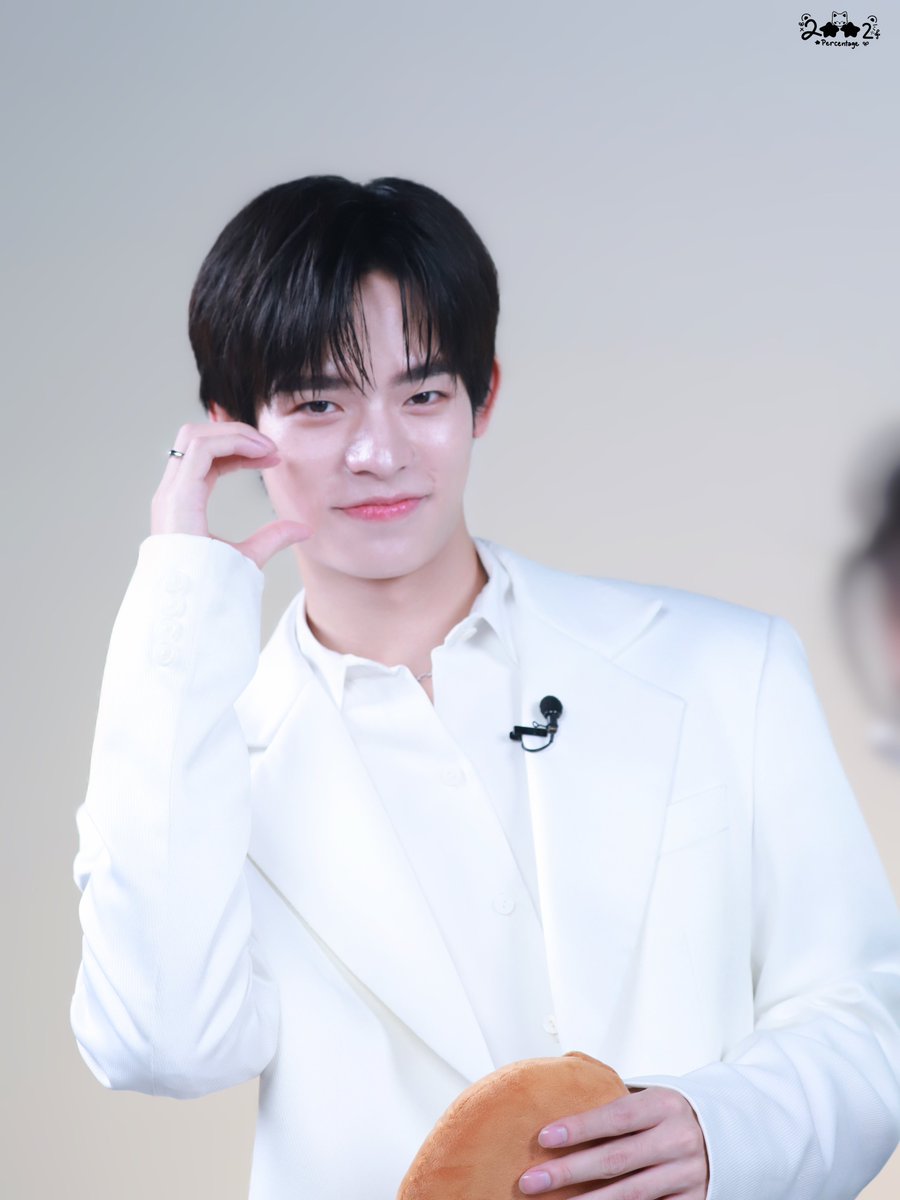 2002% (𝘴𝘭𝘰𝘸 𝘮𝘰𝘥𝘦) tweet media