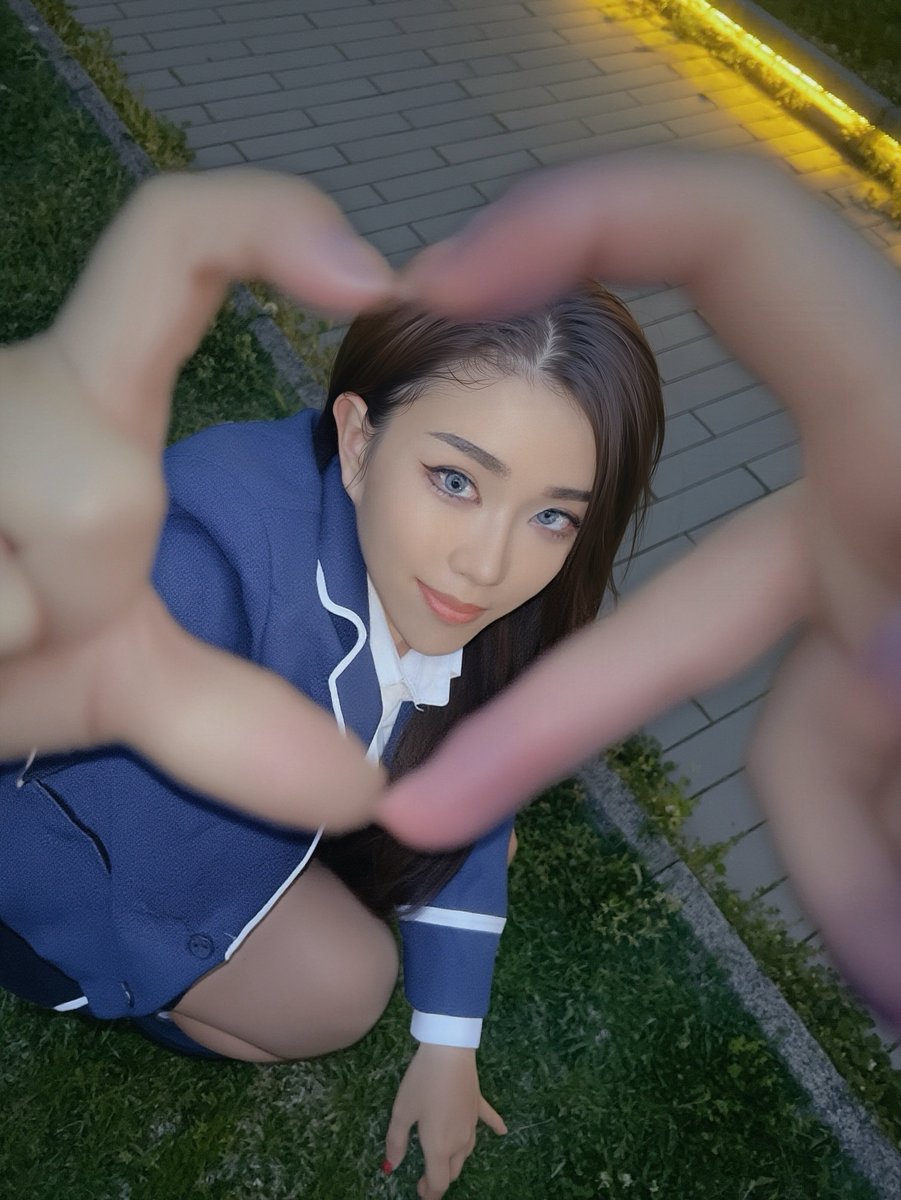 あやたか tweet media