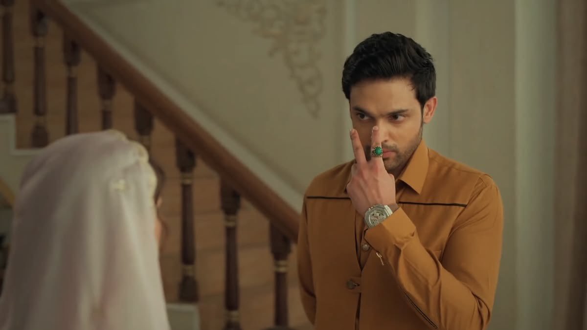 banana screaming in space🪐 tweet media