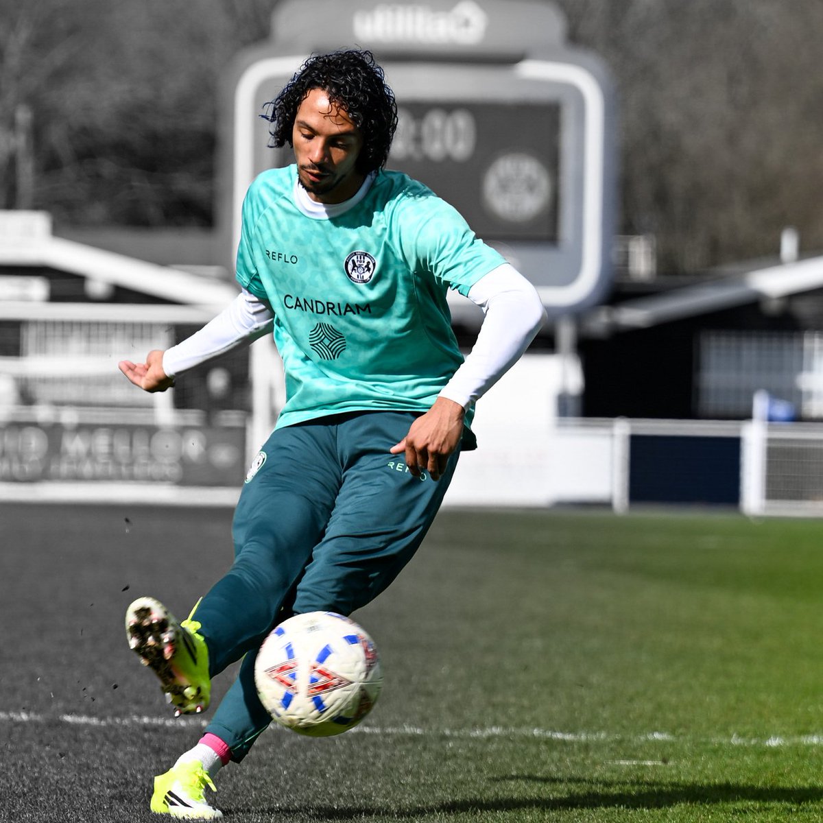 👕 |  Do you want to win one of these lovely Candriam warm-up tops?           

Simply repost this post and follow <a href="/candriam/">Candriam</a> to be in with a chance!          

 #WeAreFGR💚