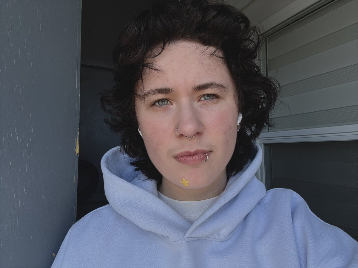 zee ᯓ★ tweet media