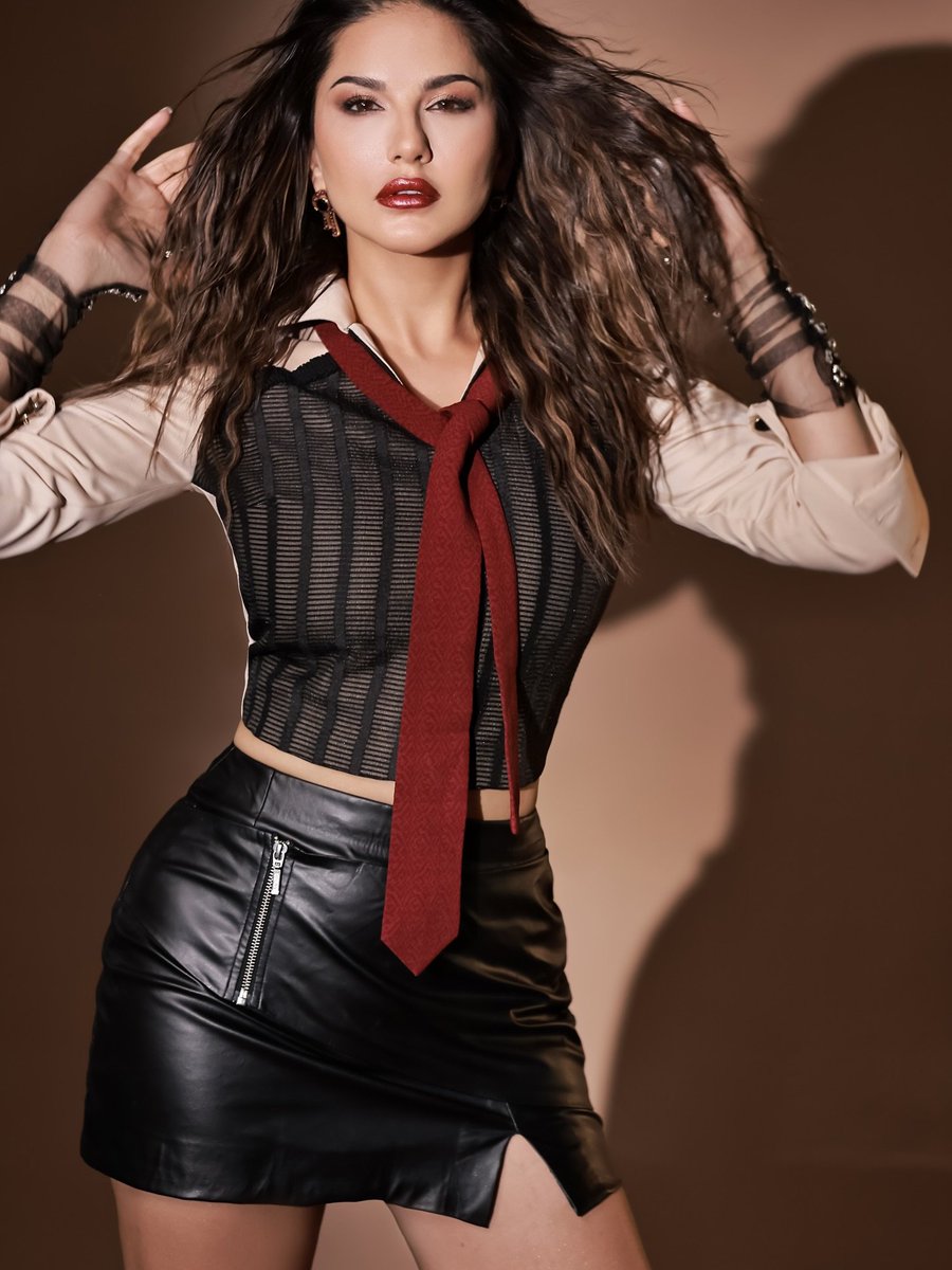 Bollywood Tollywood Point ™ tweet media