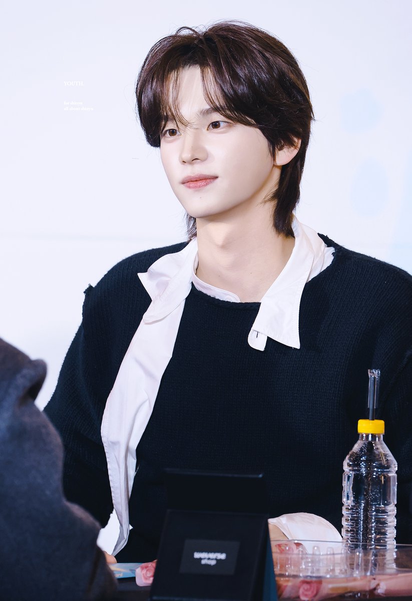 𝐘𝐎𝐔𝐓𝐇 tweet media