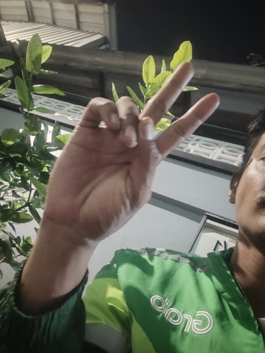 ณัฐ tweet media