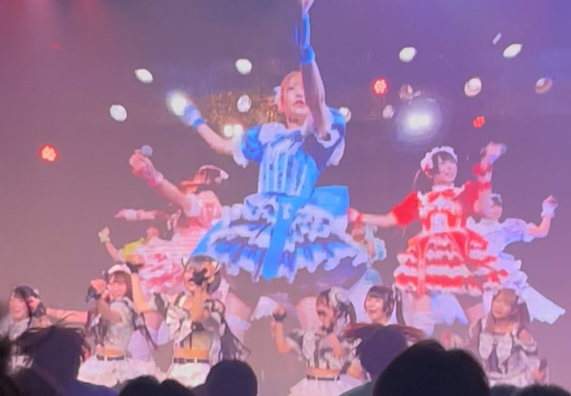 りりん tweet media