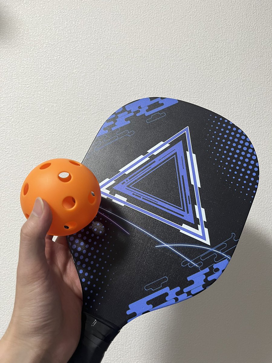 今日とてピックルボール🏓

最近友達も認識し始めて
新しいことしたいけど、やる場所を探してた！って人とかも集まってきて
月曜夜から良い感じ！

他のスポーツも良いけど
1番丁度良いんですよね笑
やったら分かるので
全員１回やってみて下さい！
抜け出せなくなりますよ☺️