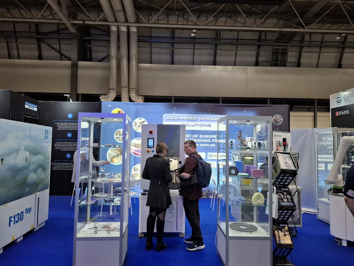 Gpainnova's tweet image. Day 1 at #MACH2026! 🇬🇧

We’re live at NEC Birmingham (Apr 20–24), showcasing #DLyte #SurfaceFinishing at 📍booth 20-418 with Advanced Grinding Solutions.

Come meet the #GPAINNOVA team and explore smarter manufacturing solutions 🤝

#DryLyte #electropolishing #MetalTreatment