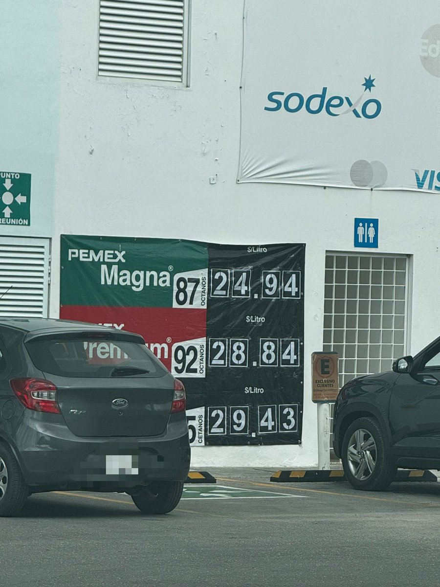 yomelrt's tweet photo. En Cancún!! Hoy a las 8:57 am @VILLALVAZO13 https://t.co/UrqpHGTrZq